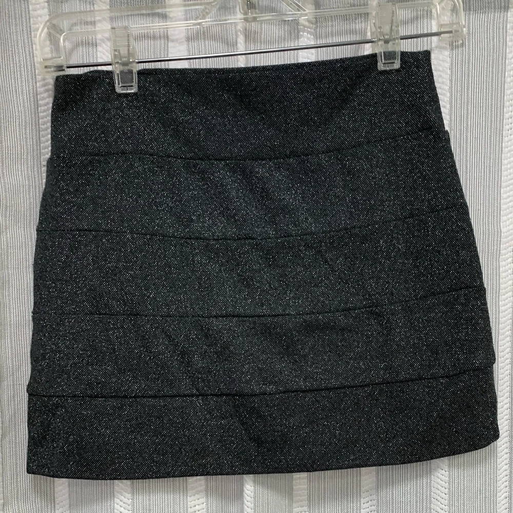 Windsor Mini Skirt Gray Black with‎ Shimmer Size M